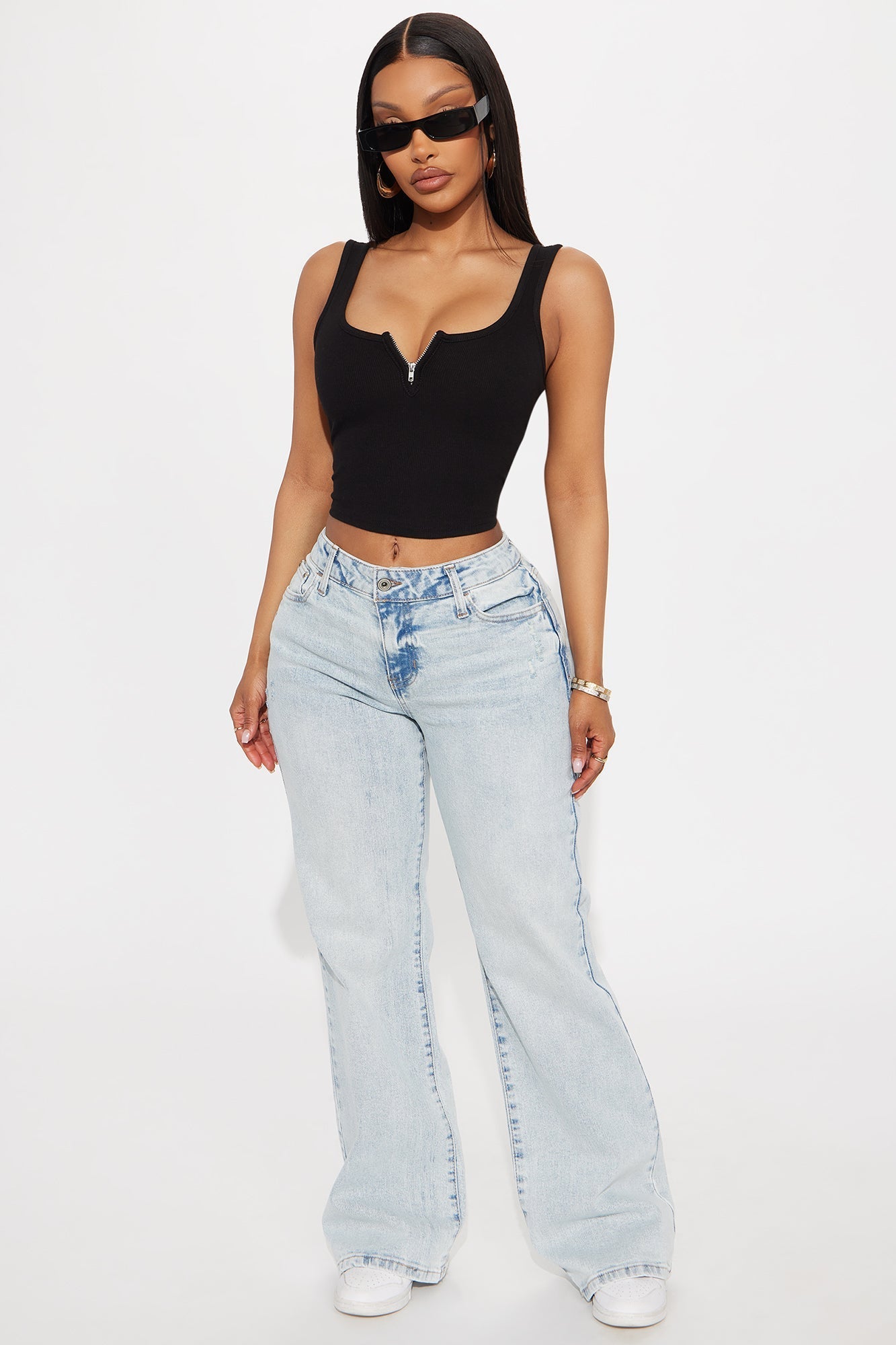 Mellow Moments Low Rise Wide Leg Jeans - Light Wash