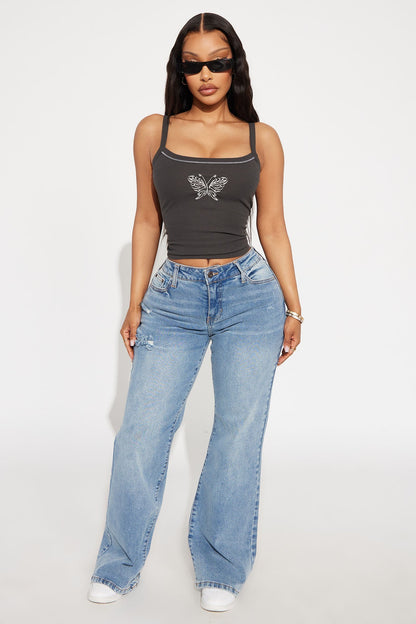 Mellow Moments Low Rise Wide Leg Jeans - Medium Wash