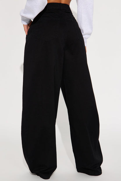 Chloe Barrel Leg Pant - Black